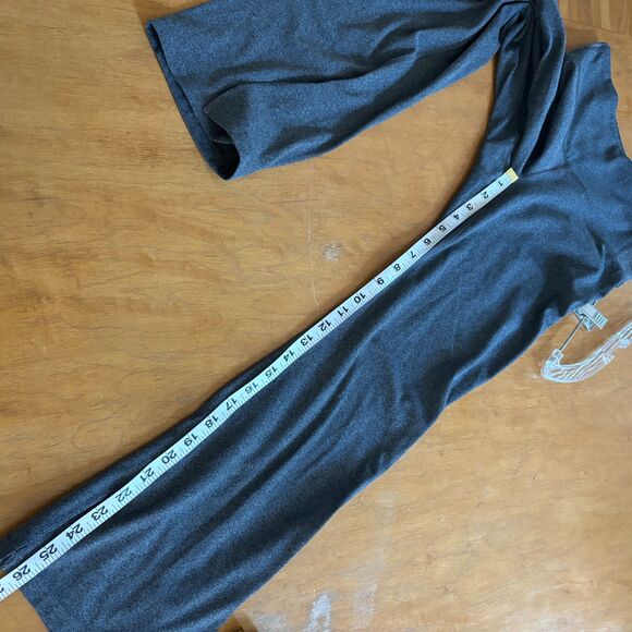 Athleta Womens Grey Capri Leggings Size Xtra Small - Picture 6 of 8